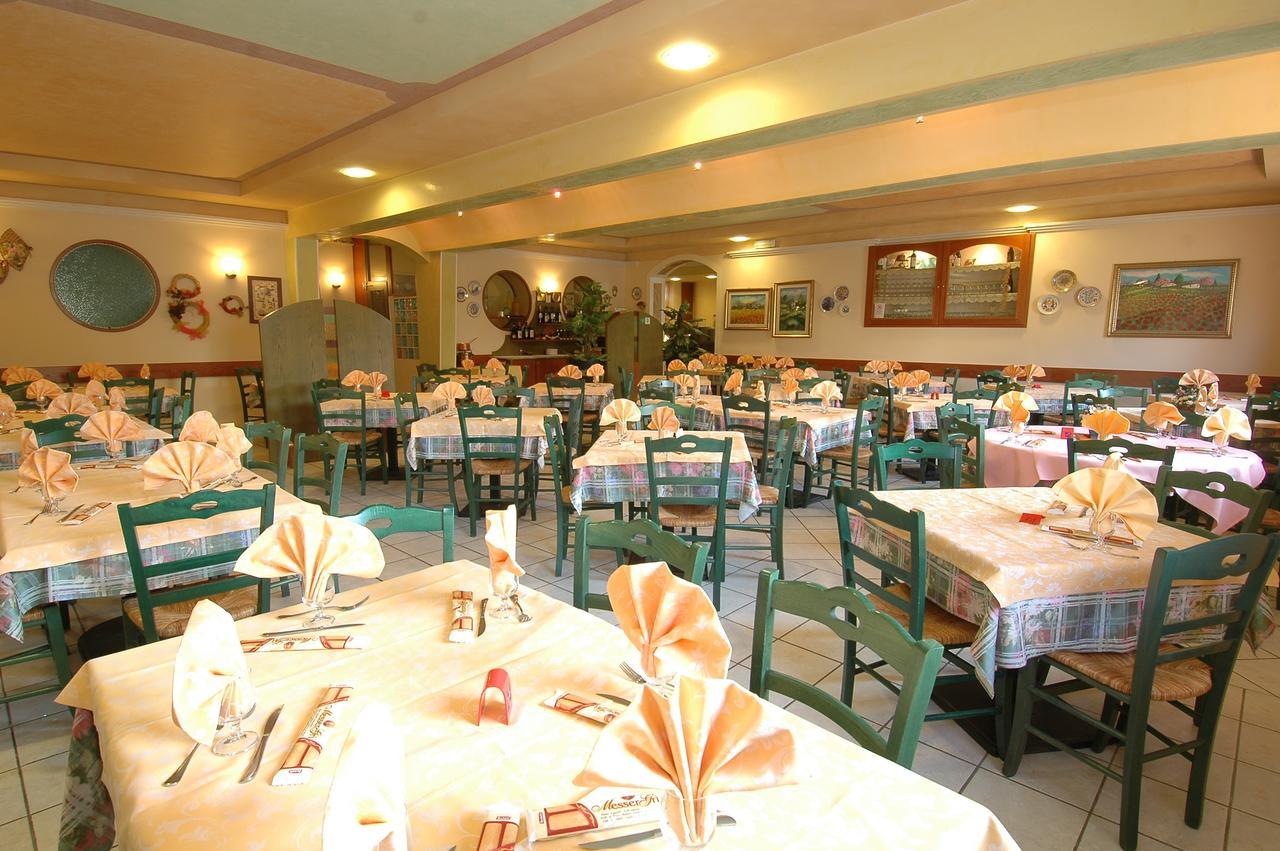 Hotel Ristorante Il Pirata San Vito di Leguzzano Екстериор снимка